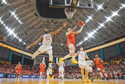 尼克斯3比1马刺,今夜冲首冠超越90年代