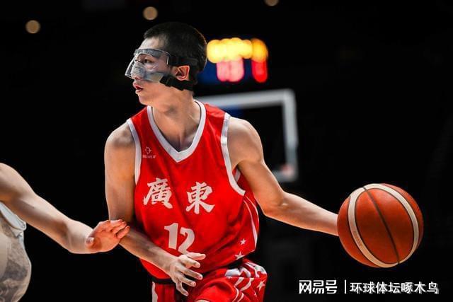 尼克斯时隔53年重夺NBA总冠军