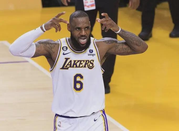 ESPN发布下赛季战力榜:雷霆马刺前二 尼克斯第三
