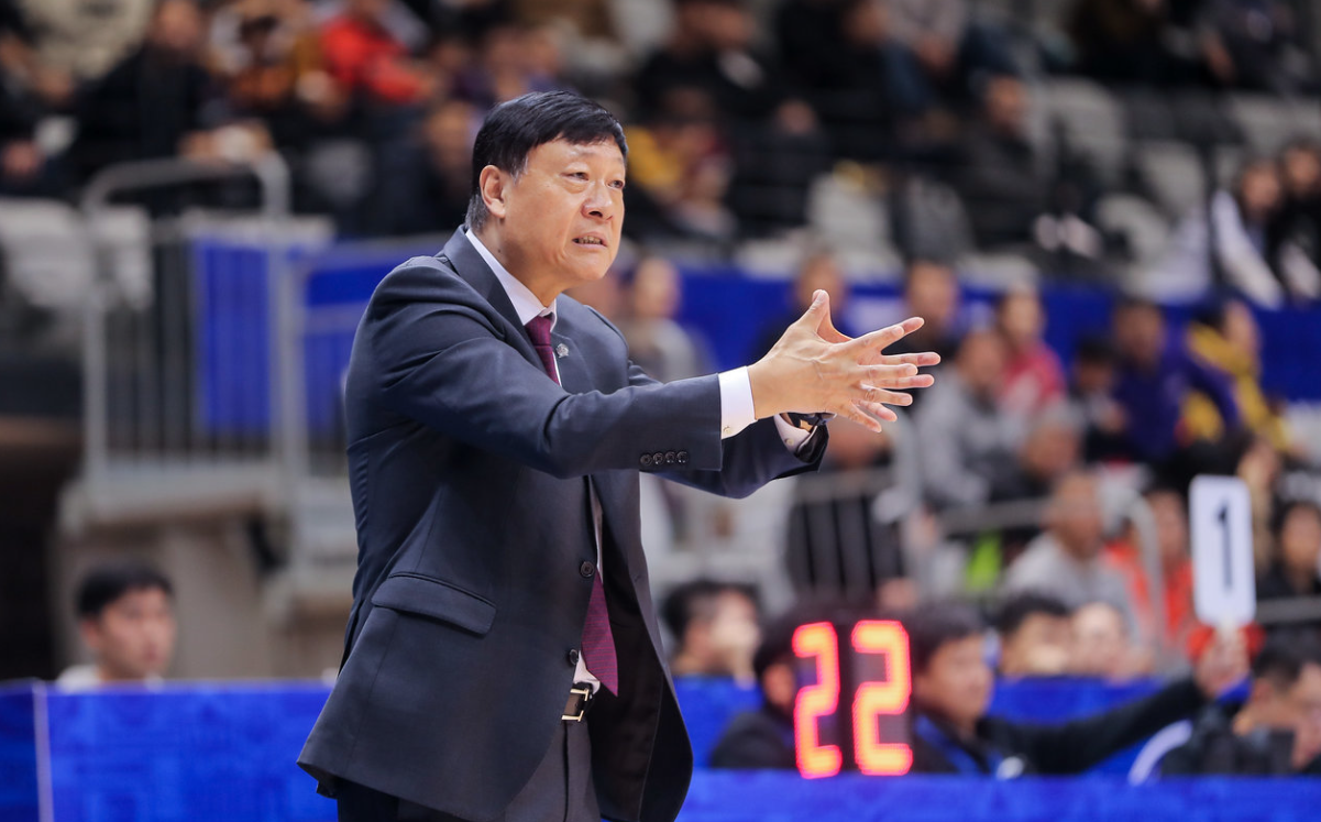尼克斯愿超税留夺冠功臣罗宾逊