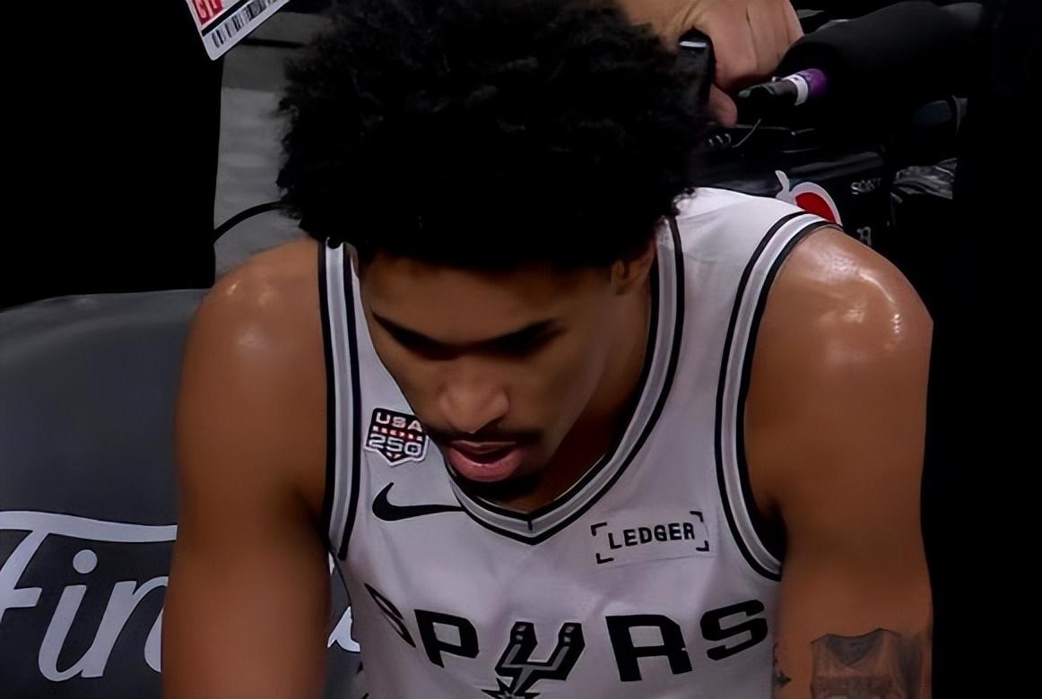 兄弟篮球,布伦森、哈特和大乔是首个NCAA+NBA夺冠的三人组