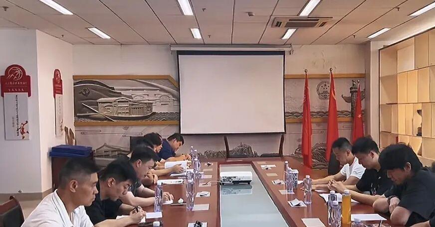 尼克斯球迷配不上冠军奖杯?上百人因庆祝被逮捕