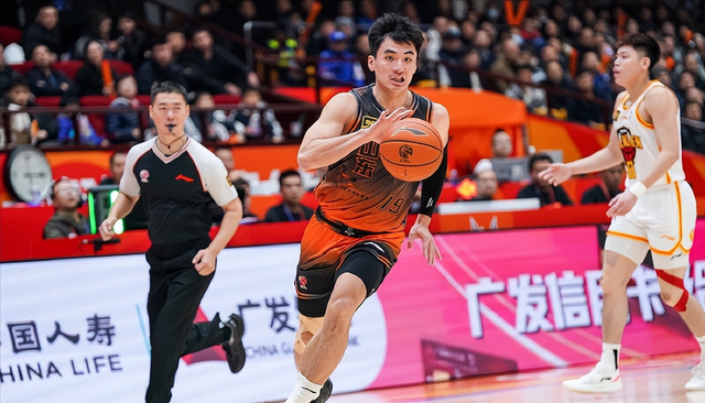 快船对马里兰大学大四锋线，他有着超强的篮板争抢能力？