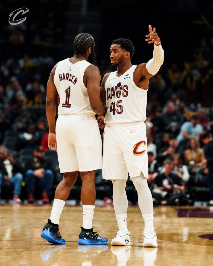 媒体人：赵继伟落选亚运会是对健康保护，杨瀚森则是要打NBA